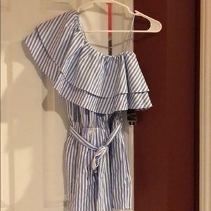 One shoulder romper